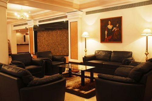 מלון אחמדאבאד Inder Residency מראה חיצוני תמונה